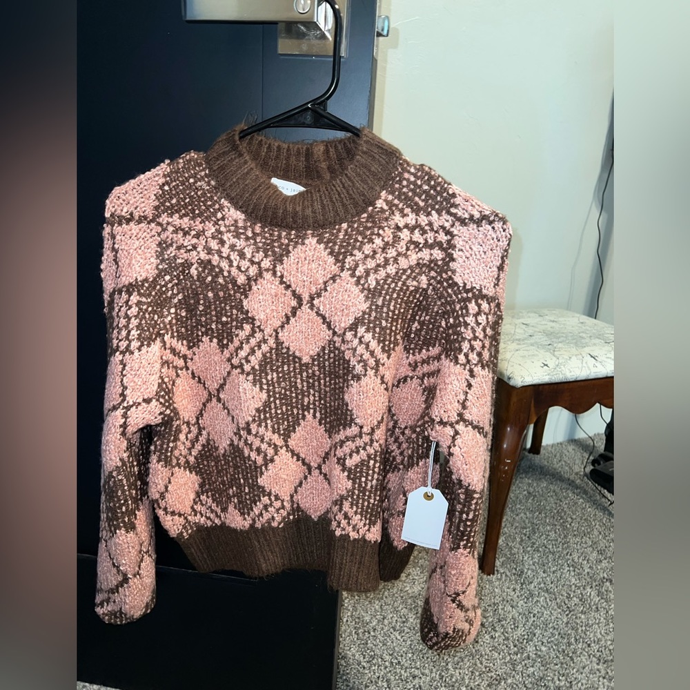 Sweater, NWT